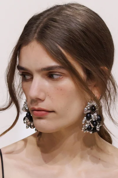 Look 54